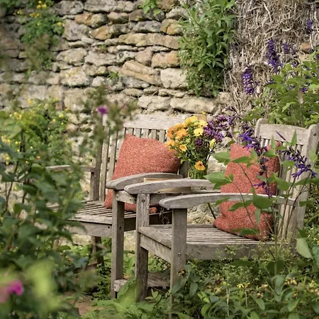 The Old Potting Shed *