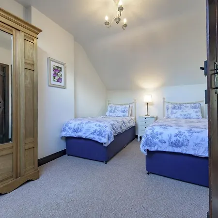 The Old Potting Shed בית נופש *