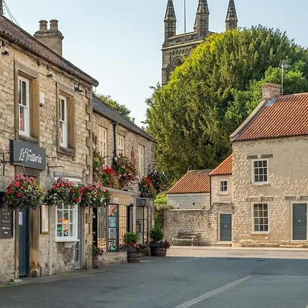 The Old Potting Shed בית נופש קירקבימורסייד